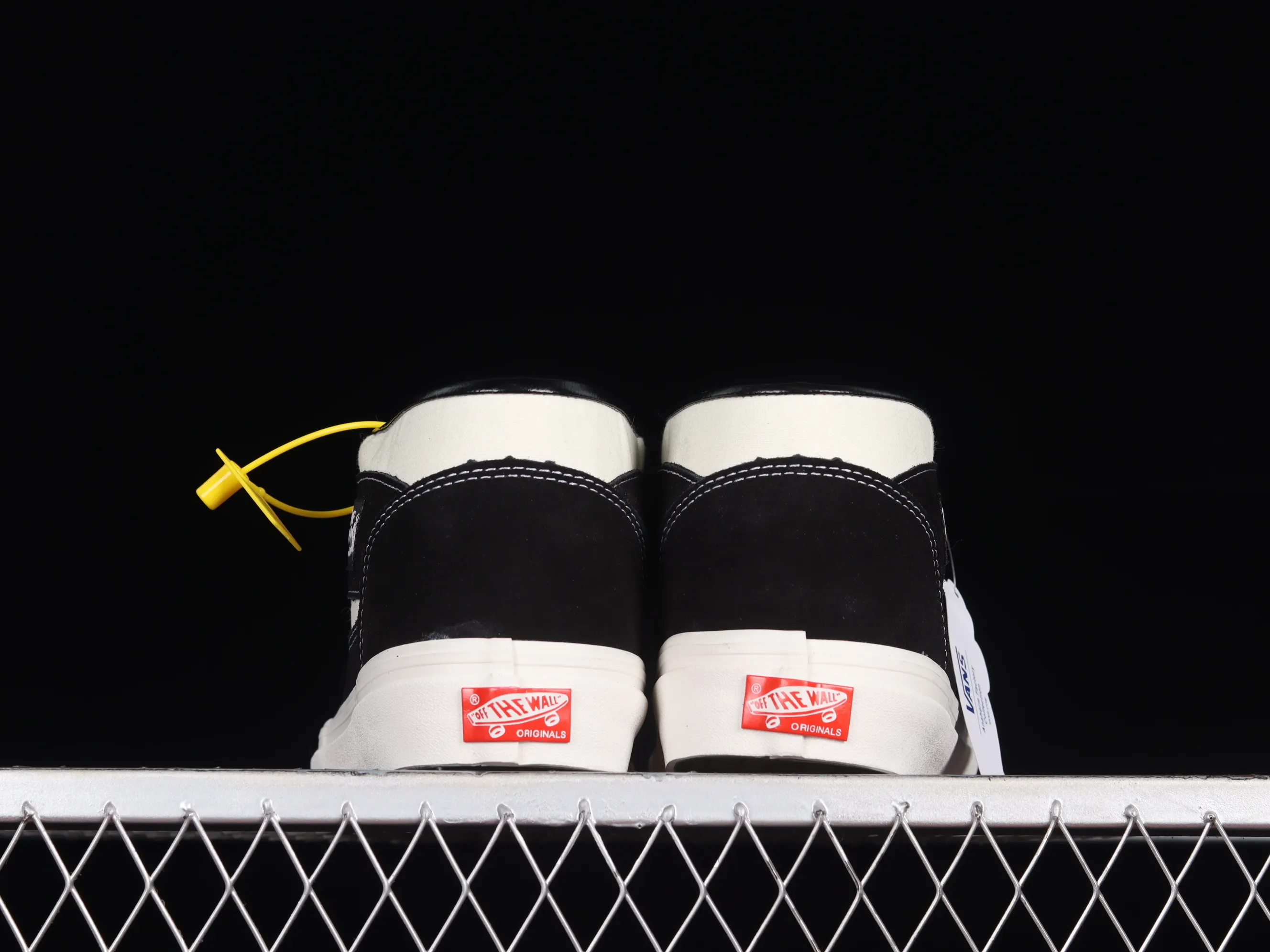 All categories Vans Vans series Vans Mid Vans Zhongbang Vans Half Cab Legend skater signature Zhongbang skateboard shoes VN0A3DP6N8K